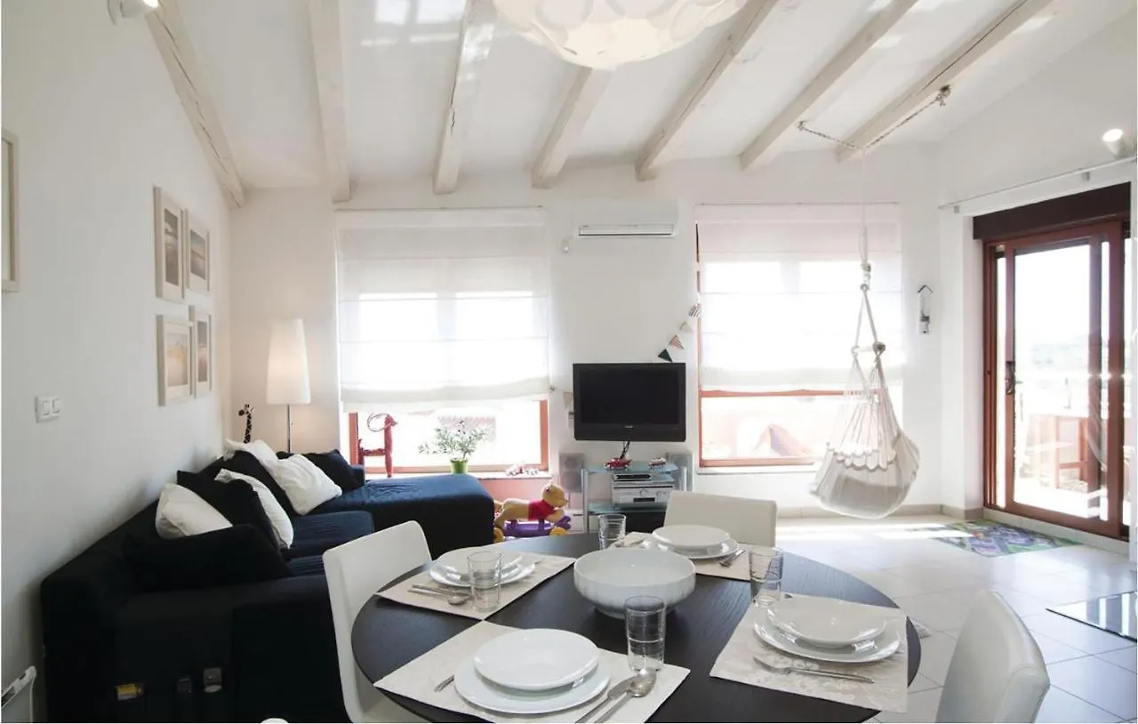 Lovely Apartment In Liznjan With House Sea View